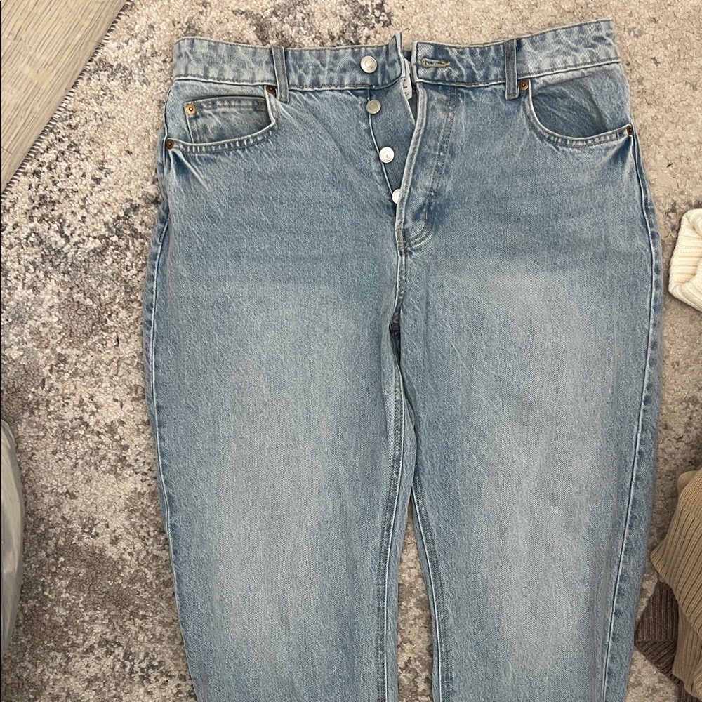 H &M button up Classic Light Blue Denim Jeans